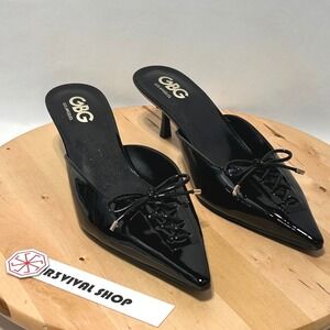 GBG Los Angeles Black Patent Pointed Toe Kitten Heel Mules with Lace - Size 8M